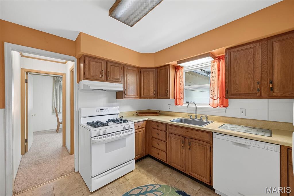 Webster Oaks - Residential
