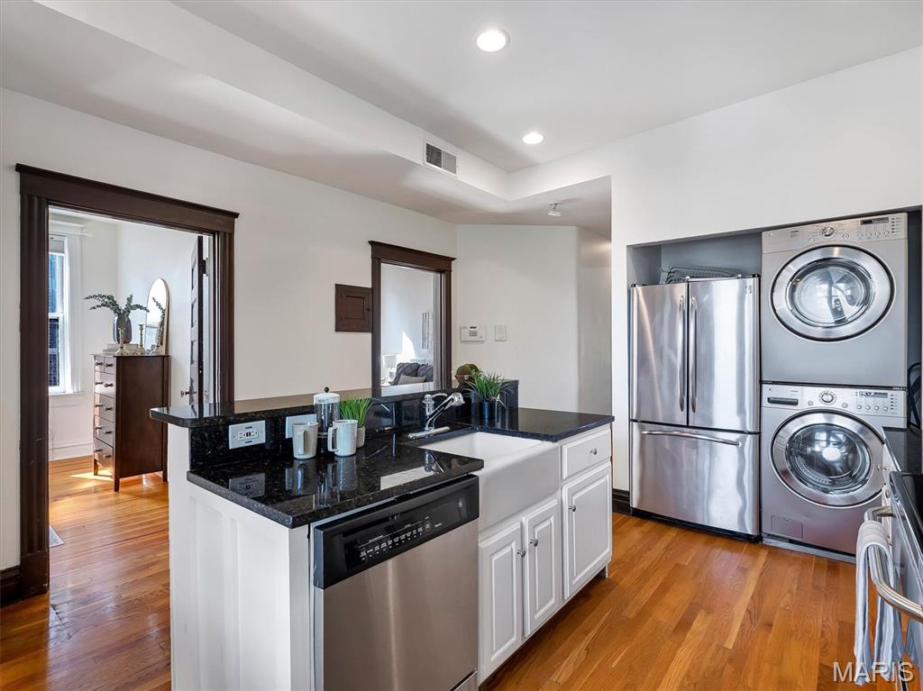 3548 Victor Condos - Residential Lease
