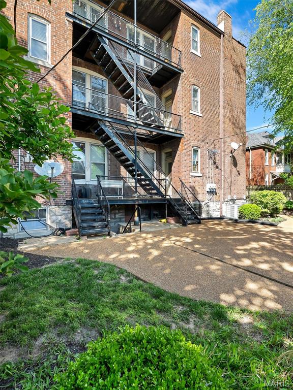 3548 Victor Condos - Residential Lease
