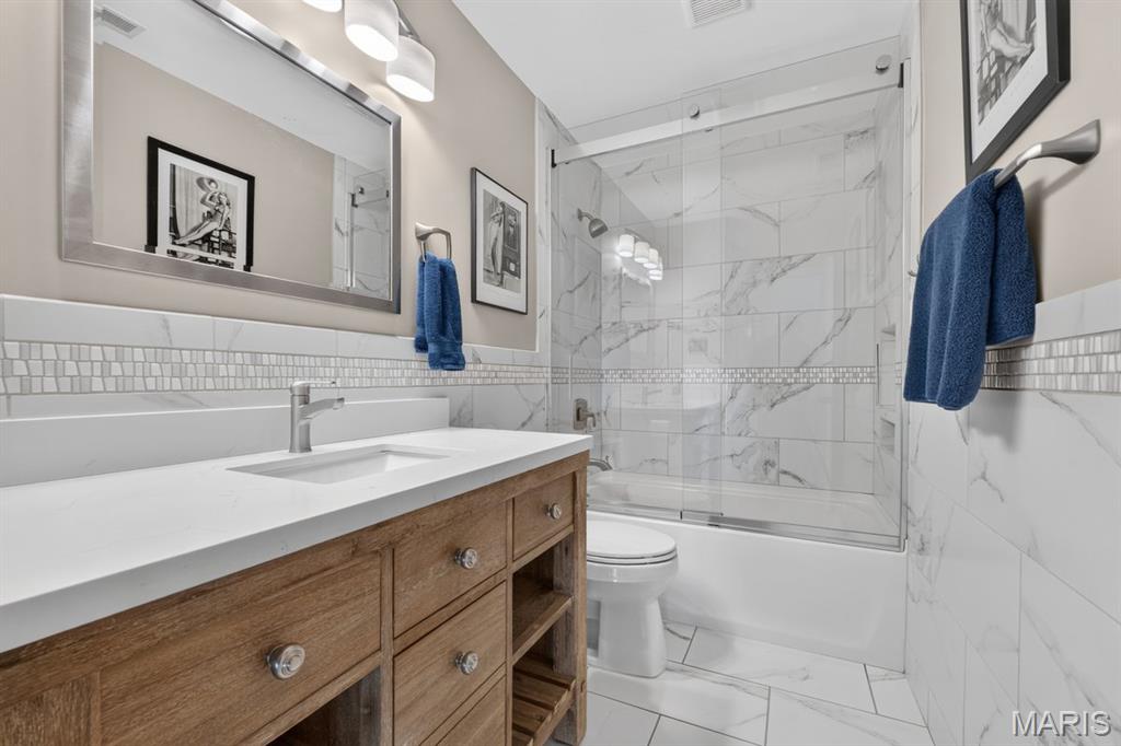 Frontenac Woods 1 - Residential
