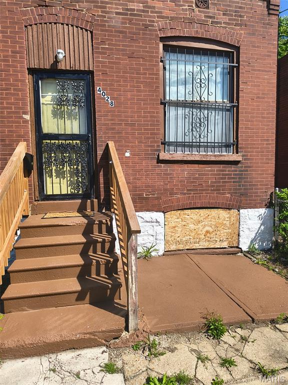 Great large 2-bedroom Home in the North City Area. Livingroom have pocket door and ceiling fan. Updated eat in Kitchen with plenty of cabinet. Home has been freshly painted throughout and new flooring. Updated front and back porch. New Windows and Electrical Box.  Property is being rented for $770.00 monthly.