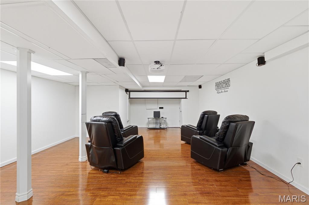 Nooning Tree Add Village B The - Residential Lease