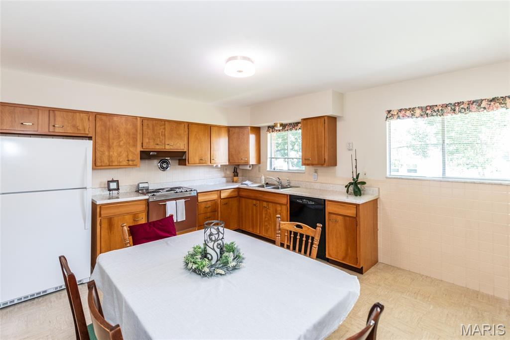 Mackenzie Court - Residential