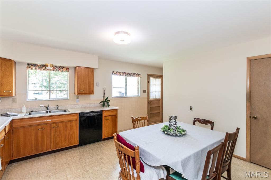 Mackenzie Court - Residential
