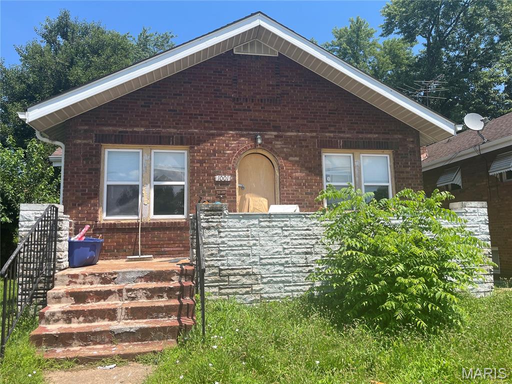 2 Bedroom, 1 Bath brick home with many updates already complete but missing furnace and ac-; just needs a handy investor to snap it back in shape! Separate living/dining, tile kitchen and bath. Property to be sold in its present condition, no inspections or repairs to be made by the seller.