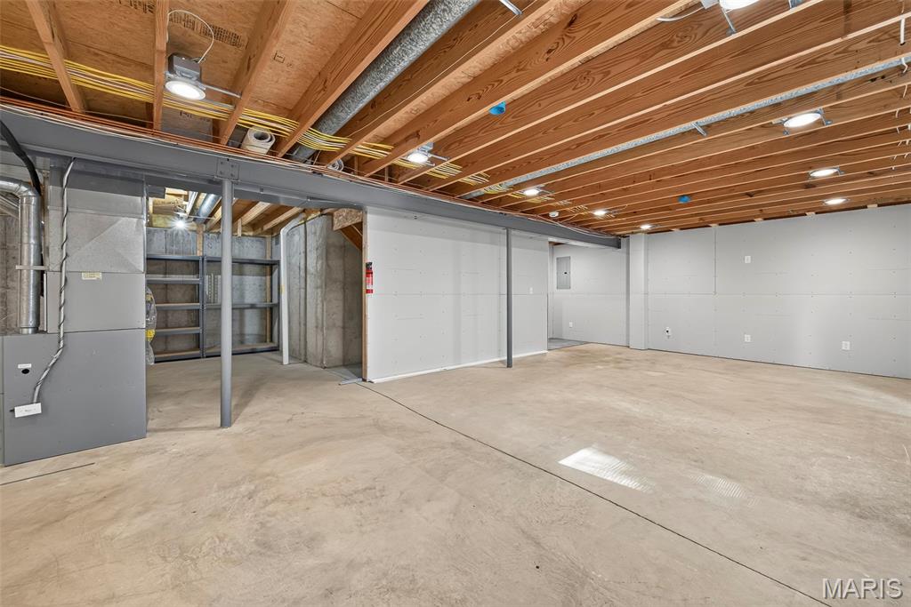 Hunters Green Six - Residential