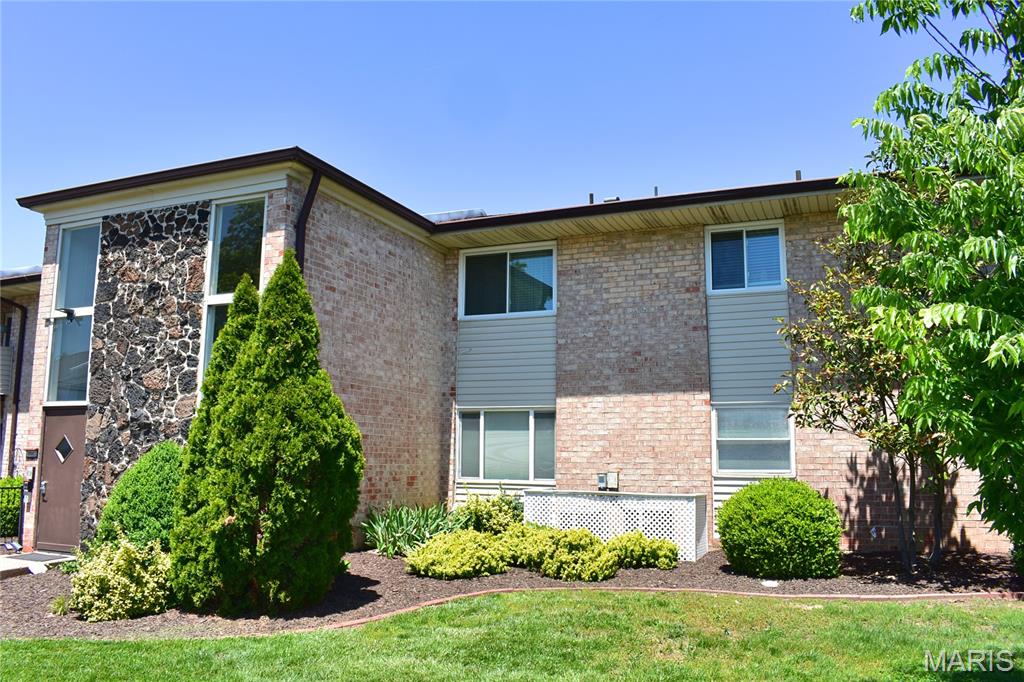 Sakura Gardens Condo - Residential