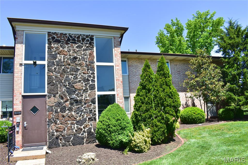 Sakura Gardens Condo - Residential