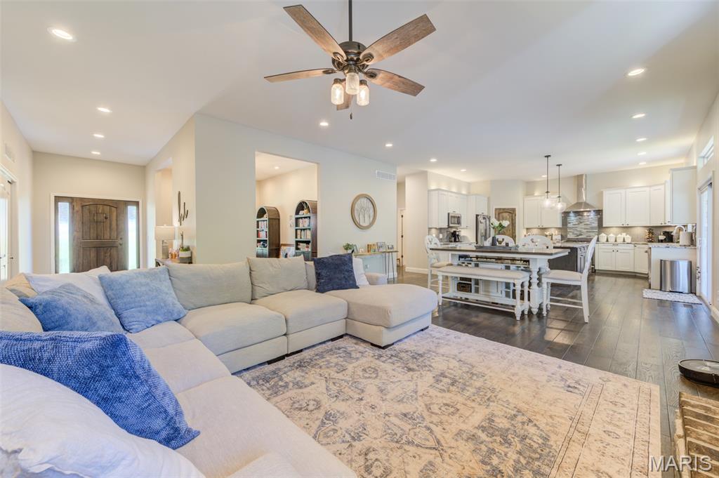 Ests Of Hickory Grove #2 - Residential