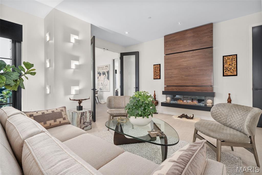 Plaza in Clayton - Residential
