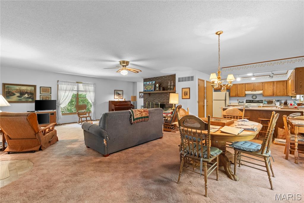 Walnut Crest - Residential