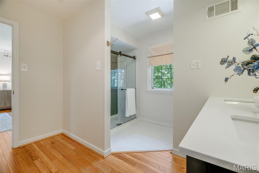 Windsor Forest 3 - Residential