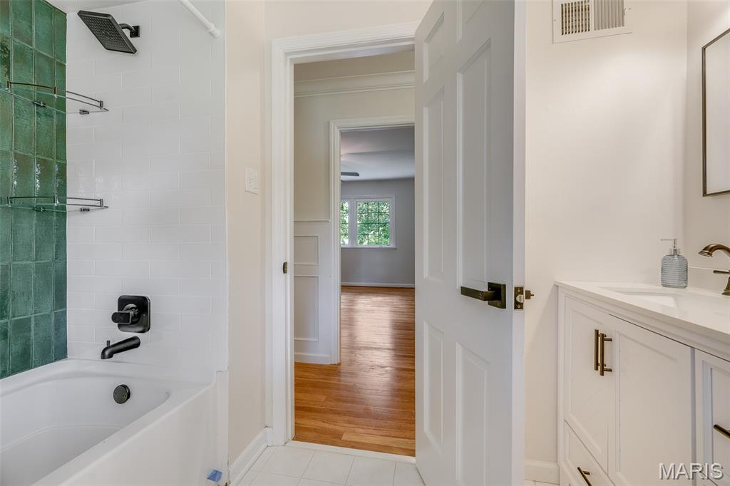 Windsor Forest 3 - Residential
