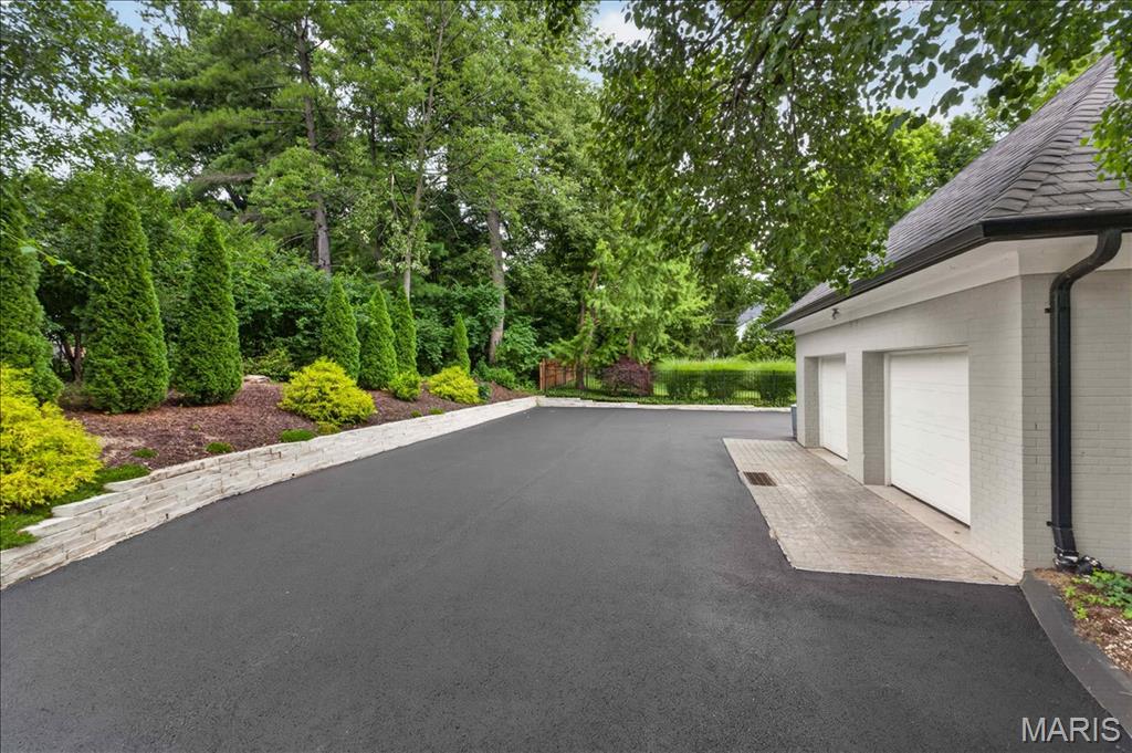 Jewel Duke Estates - Residential