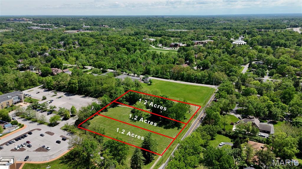 An exceptional opportunity to acquire three adjacent 1.2-acre residential approved lots. Offered together for $1.8 million. Nestled at the corner of South Mason and Conway Road in the Parkway Central and Mason Elementary Schools, this 3.6-acre parcel presents a rare chance to develop a trio of luxury homes in one of Creve Coeur’s most desirable pockets. Surrounded by upscale residences and mature trees, the land offers a picturesque, gently sloping topography and excellent street visibility.

Electric and sewer access available. Combined packages of this caliber are nearly impossible to find in this location. Whether you're a builder, developer, or individual seeking a once-in-a-lifetime estate setting, this is your canvas. (Duplicate listing of individual lot)

Contact listing agent for full utility details and site plans. Individual lots also available for $600,000 each.