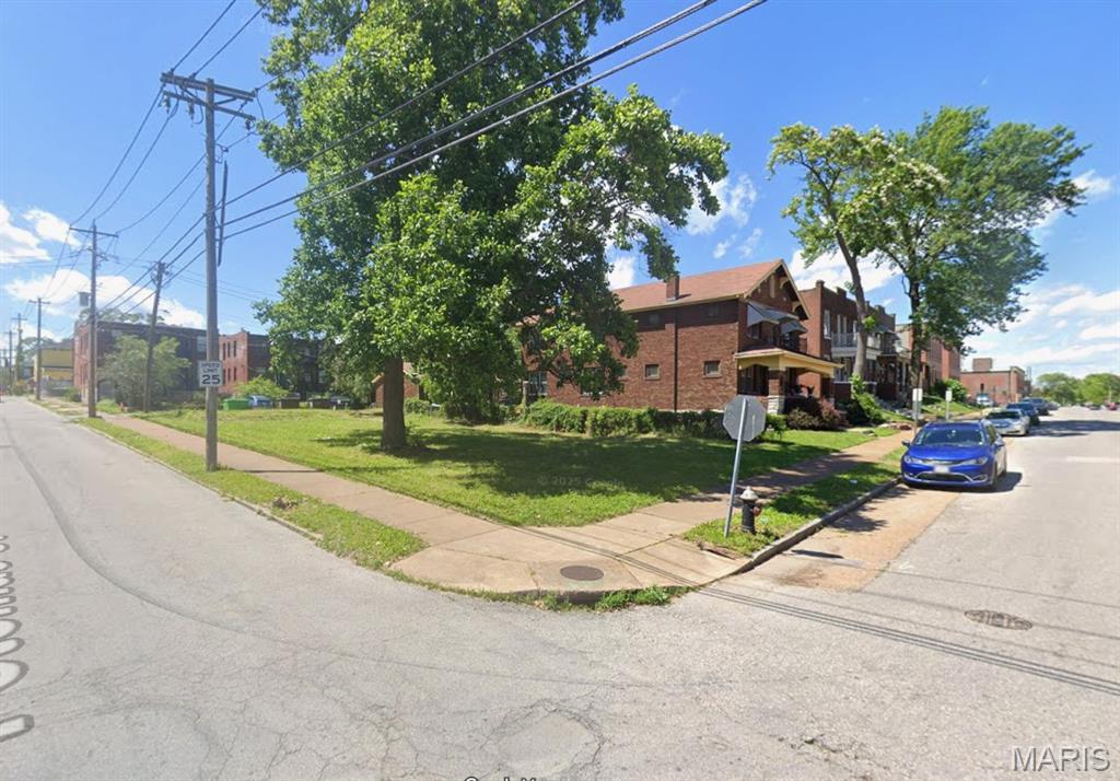 Gravois Park - Land