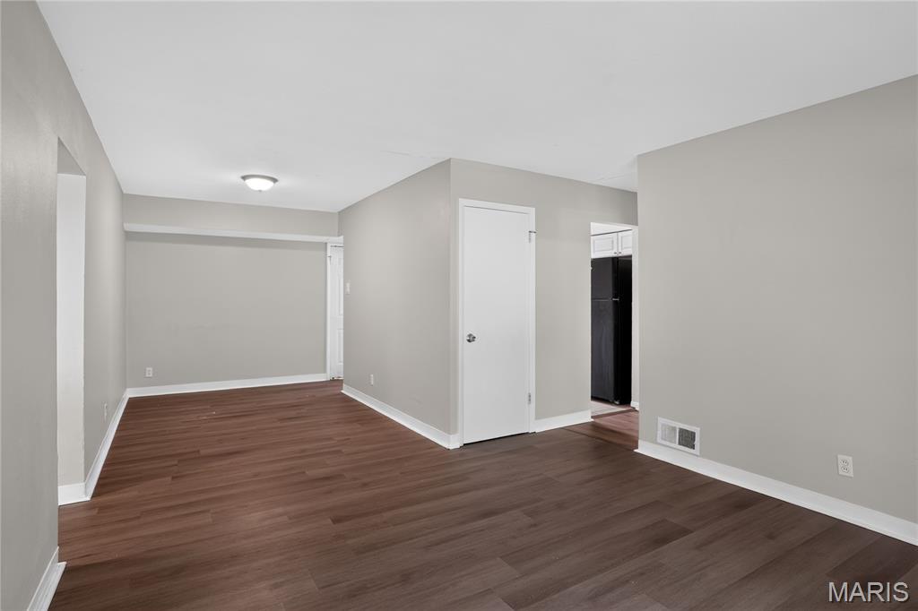 Glasgow Village Unit 8 - Residential