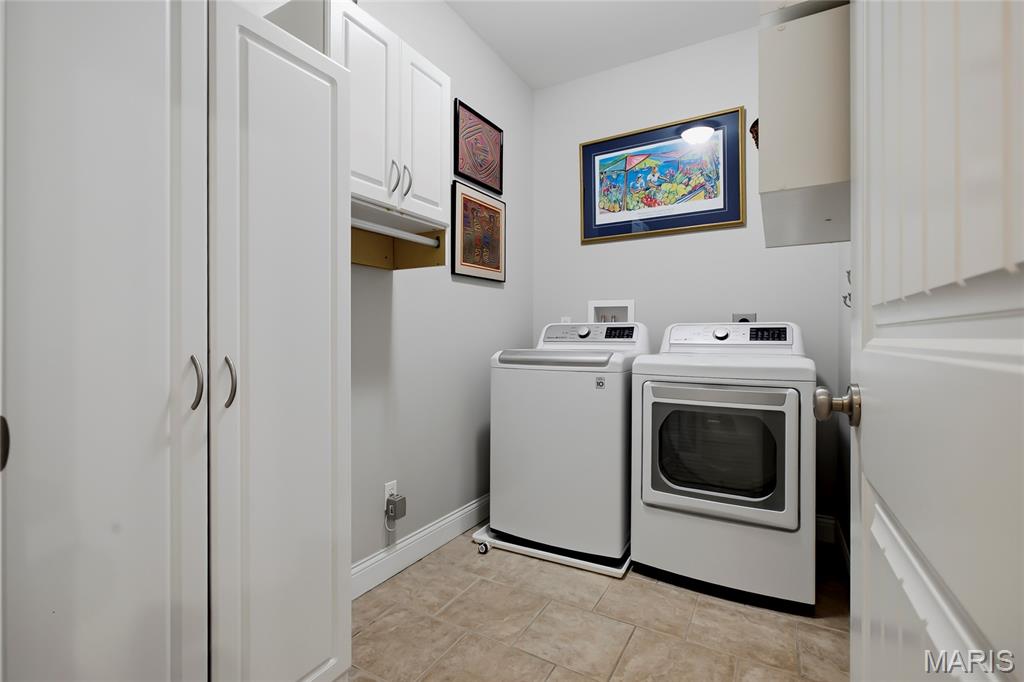 Manors At Meadowbrook - Residential
