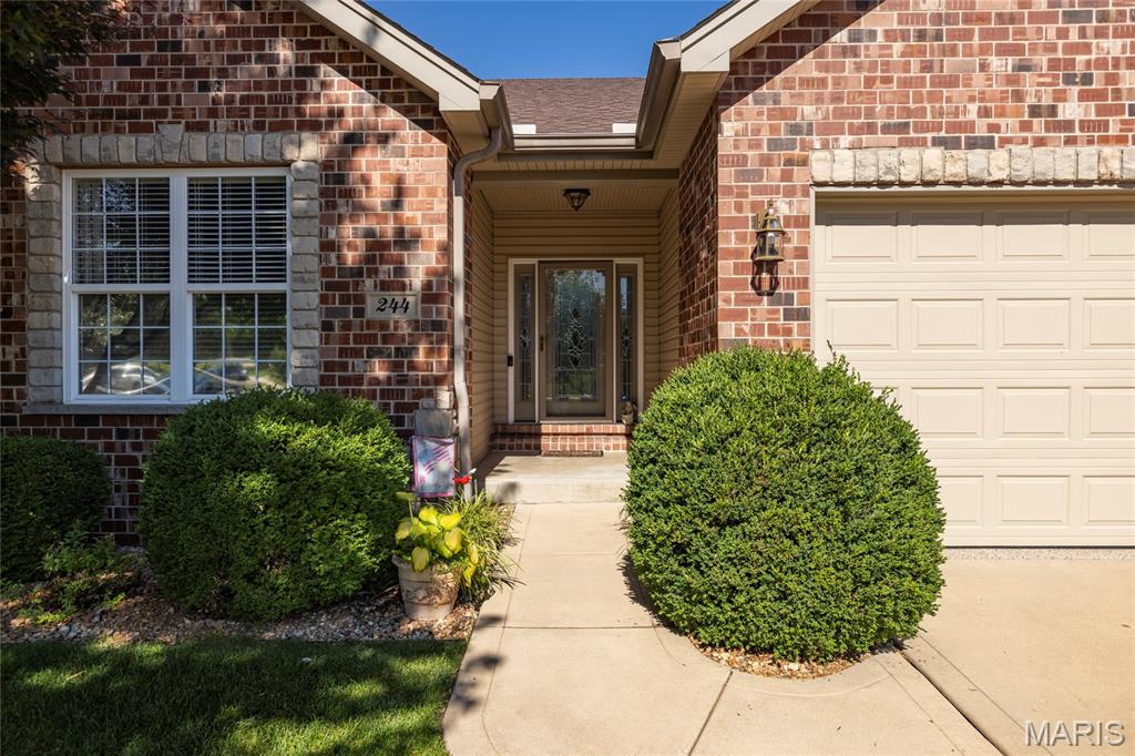 Manors At Meadowbrook - Residential
