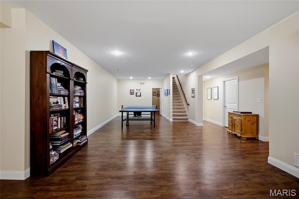 Manors At Meadowbrook - Residential