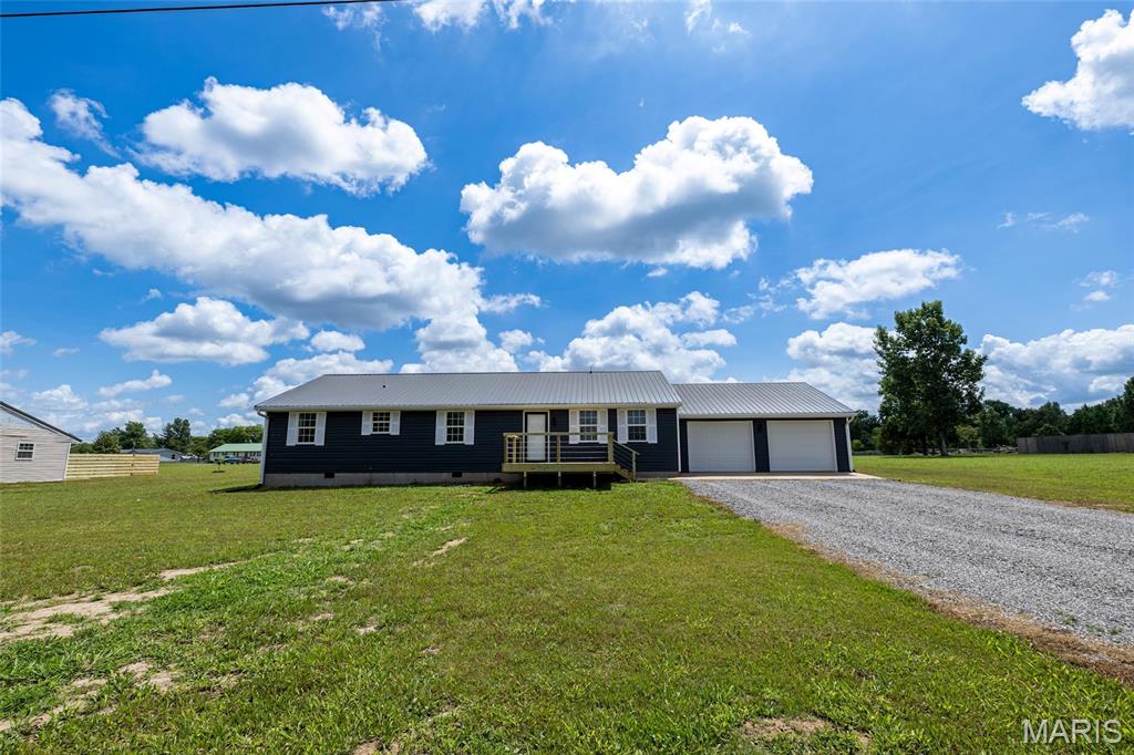 Welcome to 81 Sandy Lane in Benton, Missouri, a beautifully fully remodeled 4-bedroom, 2-bathroom home that blends modern updates with skilled craftsmanship throughout. Situated on over an acre, this property offers space, privacy, and thoughtful design inside and out.
Step inside to discover brand-new flooring, fresh paint, and all new lighting and fixtures, creating a bright, clean, and contemporary feel in every room. The completely renovated kitchen is a true showstopper, featuring stainless steel appliances, quartz countertops, new cabinets, and a sparkling white backsplash that ties the space together with timeless elegance.
Outside, enjoy not one but two brand new decks, perfect for relaxing, entertaining, or taking in the expansive surroundings situated on over an acre. The home also boasts an abundantly sized two-car garage, offering ample room for vehicles, storage, or a workshop.
With quality updates, attention to detail, and plenty of room to spread out, 81 Sandy Lane is a move-in-ready home that delivers comfort, style, and space in a desirable Benton location.