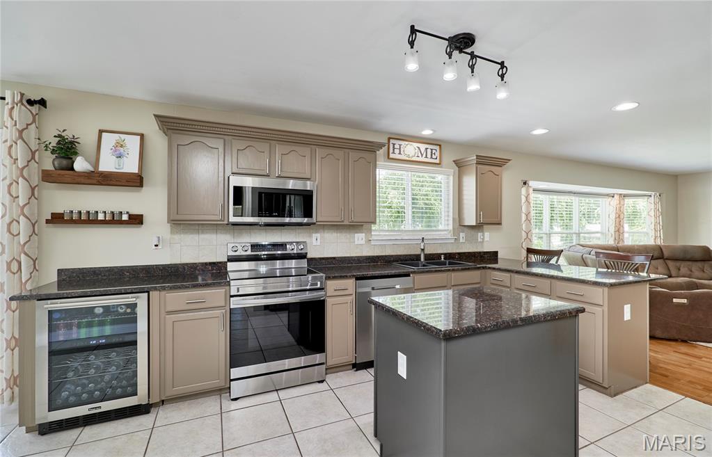Kings Crossing #1 - Residential