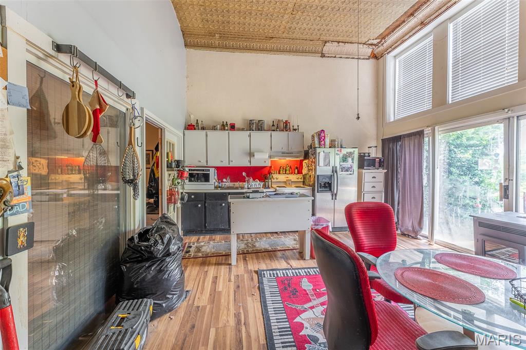 Russells Add - Commercial Sale