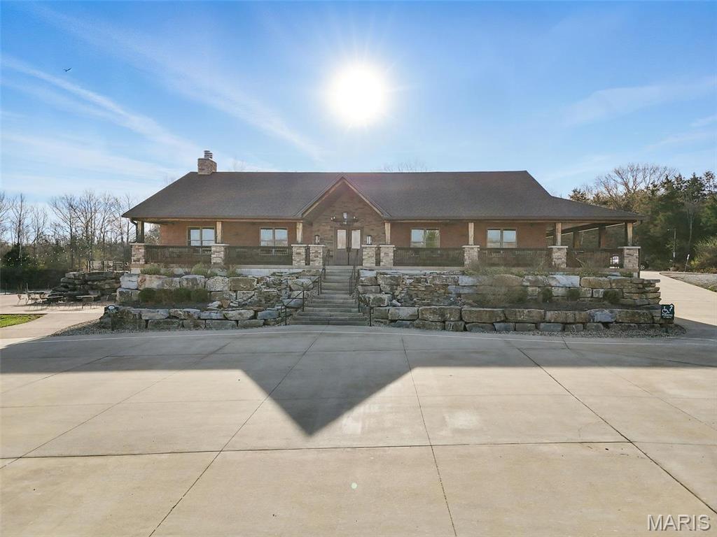 n/a - Commercial Sale