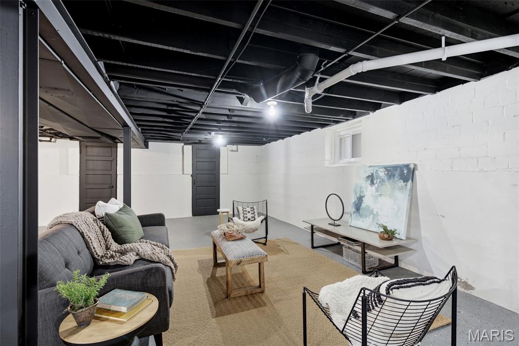 Lynne Add - Residential
