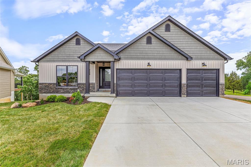 Hawk Ridge Estates - Residential