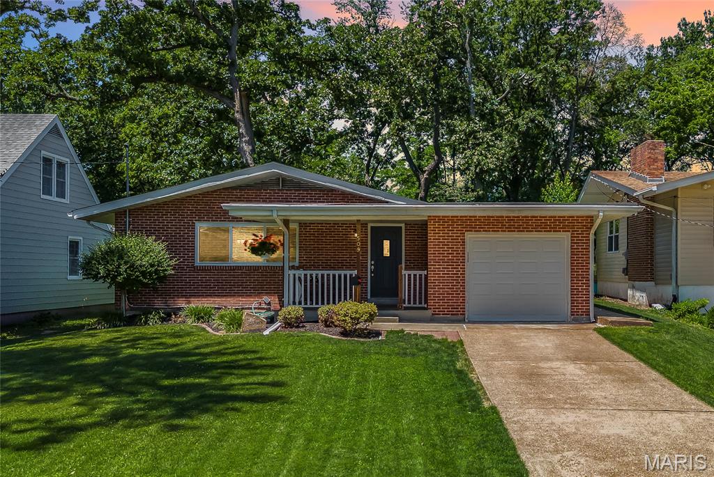 Warren Place - Residential