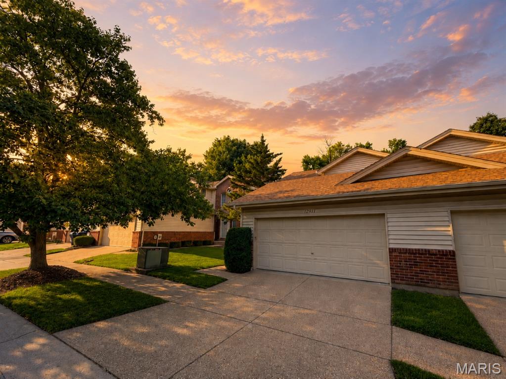 Banyan Twnhms - Residential