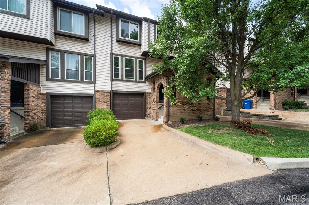 Driftwood Place Condo - Residential
