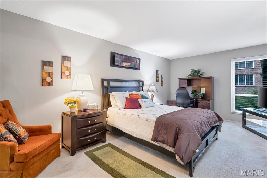 Coeur De Royale Condo Ph 2 1st - Residential