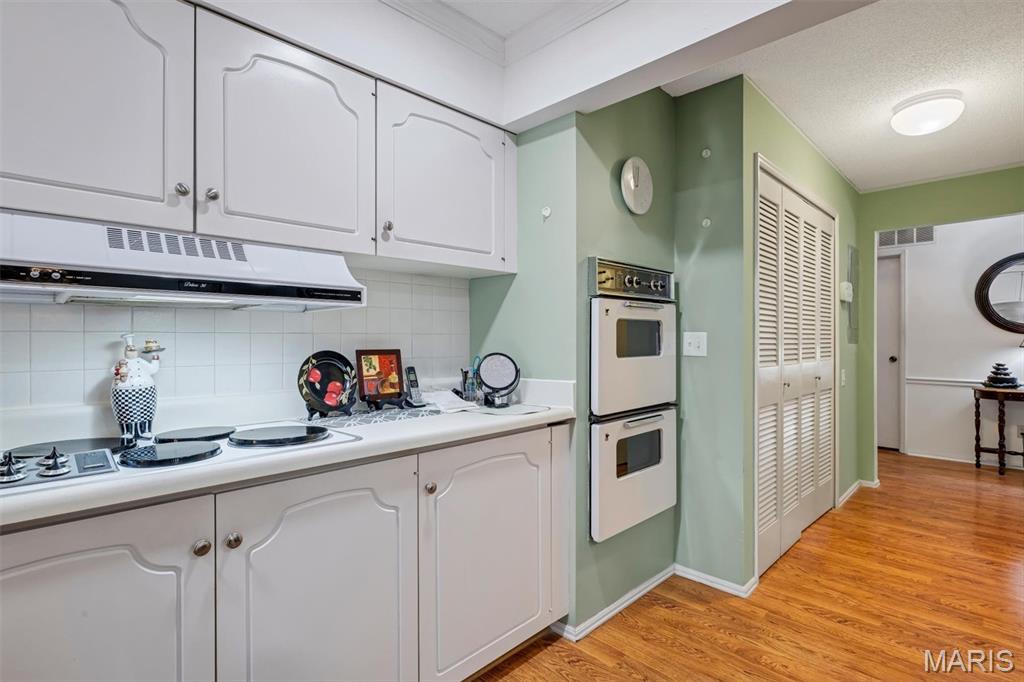 Coeur De Royale Condo Ph 2 1st - Residential