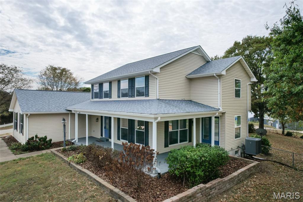 River Oaks - Farm