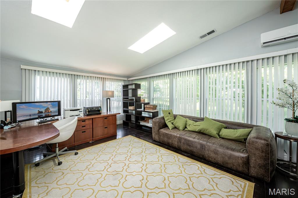 Seven Pines 7 - Residential