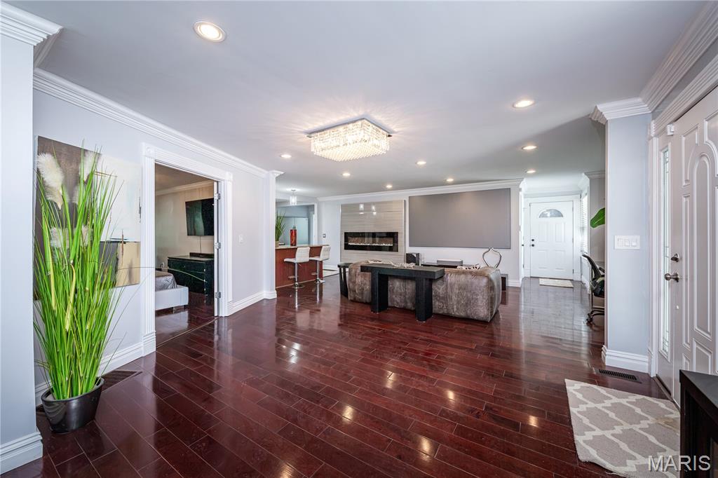 Seven Pines 7 - Residential