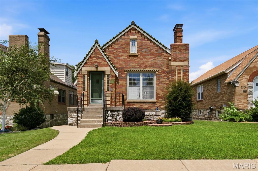 Welcome to 5711 Mardel Avenue, a classic South Hampton charmer that perfectly blends timeless St. Louis character with the functional living space today's buyers are searching for. Nestled on a tree-lined street in one of South City's most beloved neighborhoods, this inviting home offers beautiful architectural details, warm hardwood flooring, and multiple flexible living spaces designed for everyday comfort and entertaining.
Step inside where you'll immediately appreciate the craftsmanship and character that make this home special. The spacious living room is filled with natural light and anchored by a cozy wood-burning fireplace, creating the perfect gathering space for relaxing evenings or hosting friends and family. Just beyond, the formal dining room provides an elegant setting for holiday dinners, celebrations, and everyday meals alike.
Beautiful hardwood floors flow throughout much of the main living area, adding warmth and continuity to the home's classic design. The kitchen offers convenient access to a bright sun porch, creating the perfect spot for morning coffee, reading, container gardening, or simply enjoying views of the backyard.
Offering 2+ bedrooms, this home provides flexibility for guest accommodations, a home office, hobby room, or additional living space to fit your lifestyle. The finished lower-level media room expands the home's living area and is ready for movie nights, game days, sporting events, or your own private entertainment retreat.
Outside, you'll find features that are increasingly difficult to find in South City, including a detached garage complete with automatic opener and keypad entry, plus an additional rear parking pad that provides valuable off-street parking for guests or multiple vehicles.
Located in the highly desirable South Hampton neighborhood, residents enjoy convenient access to local restaurants, coffee shops, parks, shopping, and some of St. Louis' most popular destinations. Whether you're looking for classic charm, flexible living space, entertainment areas, or sought-after neighborhood appeal, 5711 Mardel Avenue delivers the best of South City living.
Character, convenience, and comfort come together in this move-in-ready home that offers the timeless appeal buyers love with the functional features they need. Don't miss your opportunity to call this South Hampton gem home.
