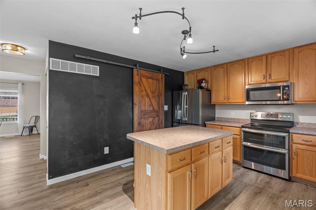Estates/Hickory Manor - Residential