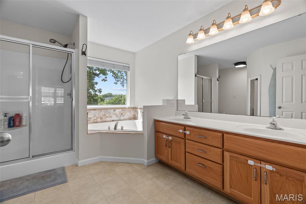 Estates/Hickory Manor - Residential