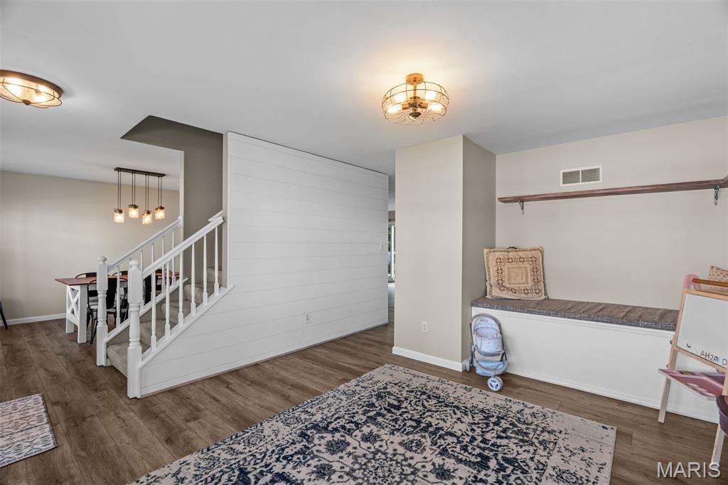 Estates/Hickory Manor - Residential