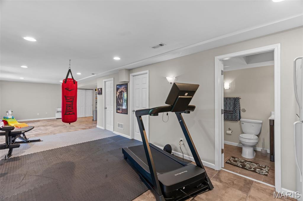Estates/Hickory Manor - Residential