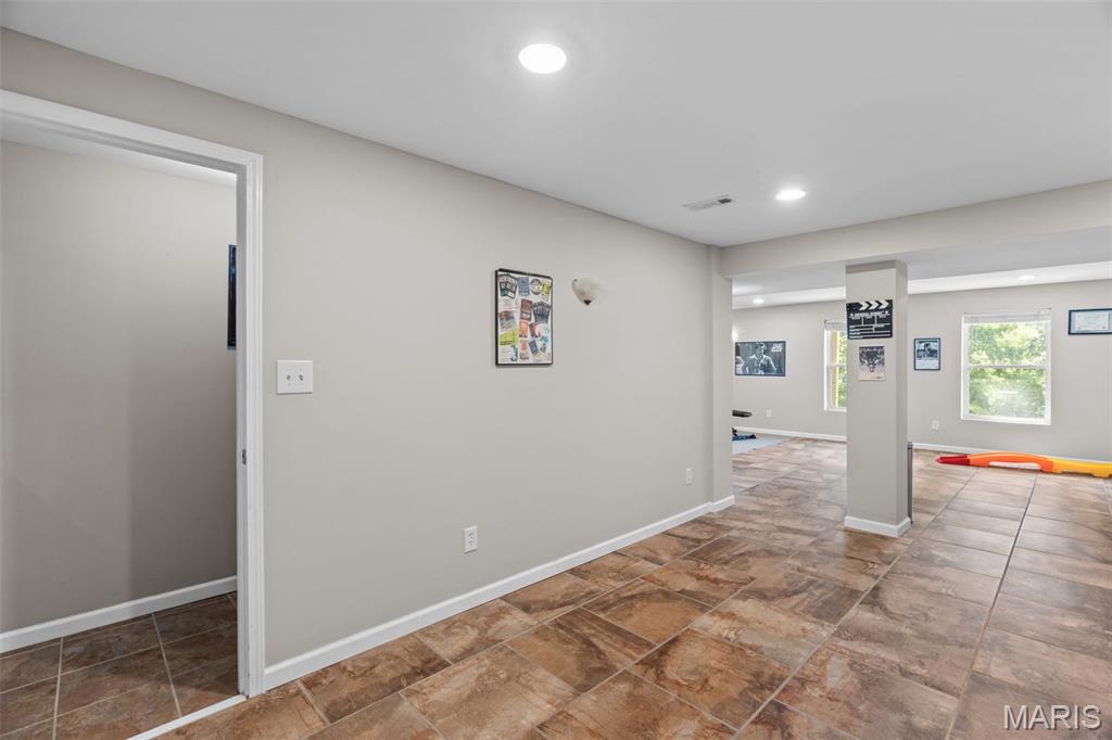 Estates/Hickory Manor - Residential