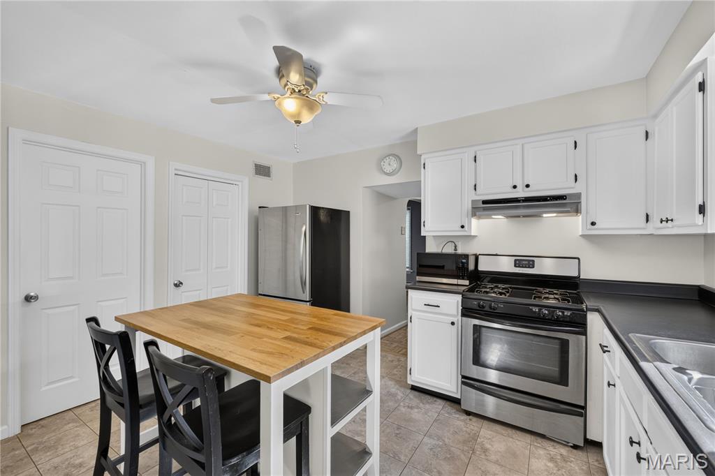 Breezy Heights Add - Residential