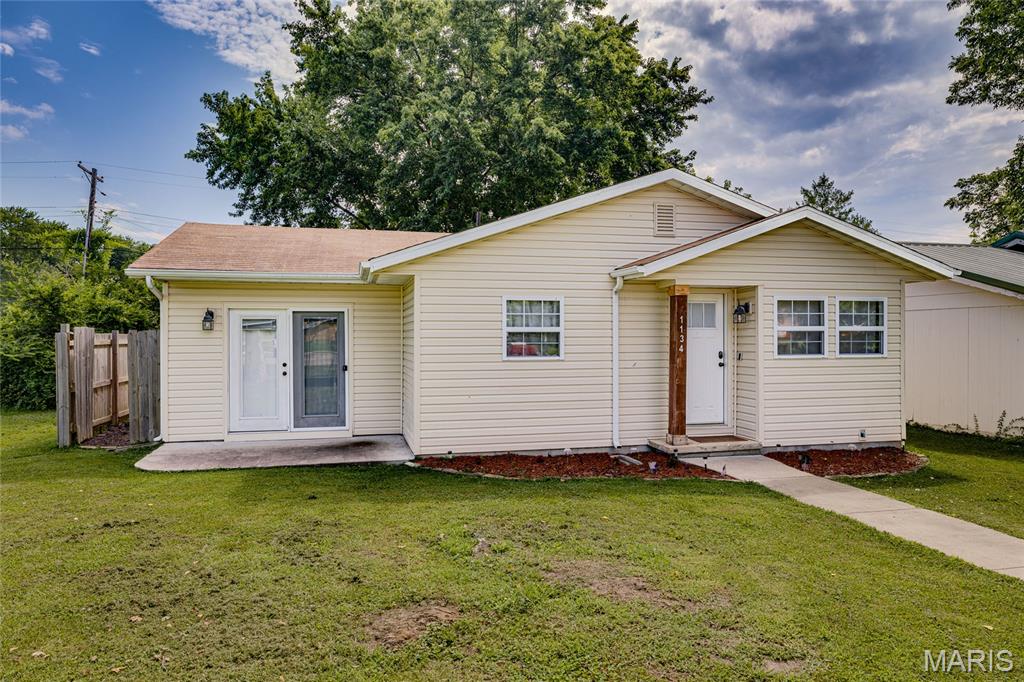 Check out this move-in ready 2-bedroom, 1-bath home with modern updates throughout! This well-maintained home offers a comfortable layout and stylish finishes that make it easy to feel right at home. Step outside to a nice backyard featuring a privacy fence, a spacious deck perfect for relaxing or entertaining, and a storage shed for all your outdoor essentials. Whether you’re a first-time buyer, looking to downsize, or searching for a great investment, this home is one you won’t want to miss!