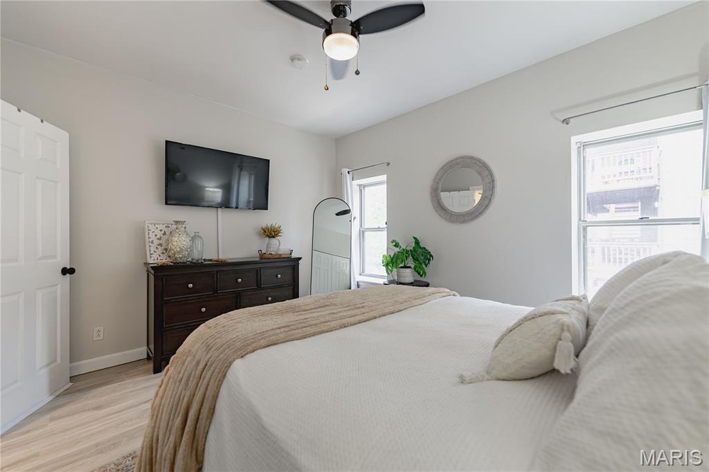 Hampshire Square Condo - Residential