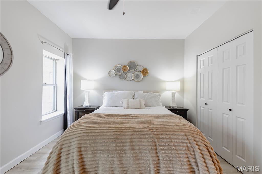 Hampshire Square Condo - Residential