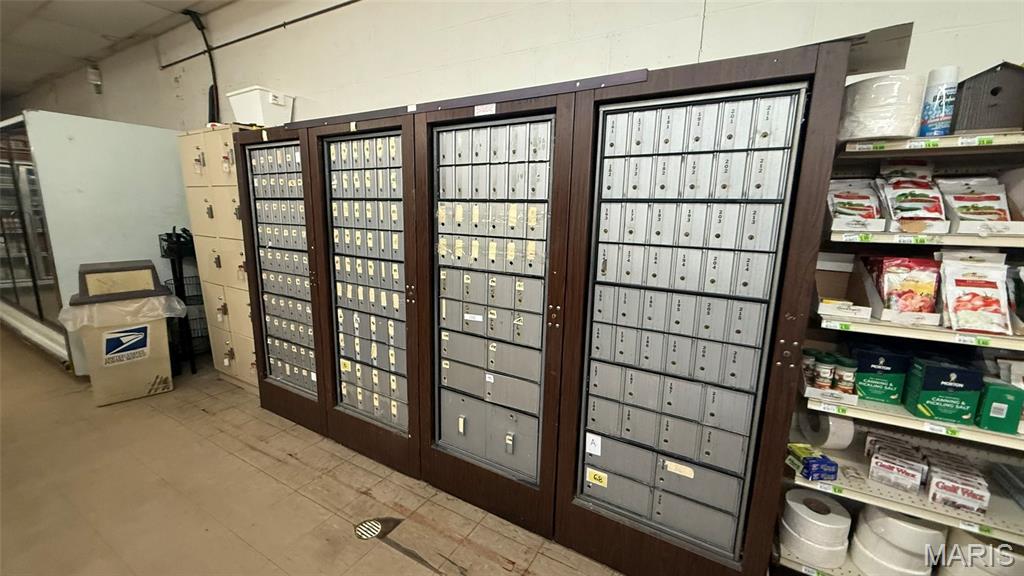 na - Commercial Sale