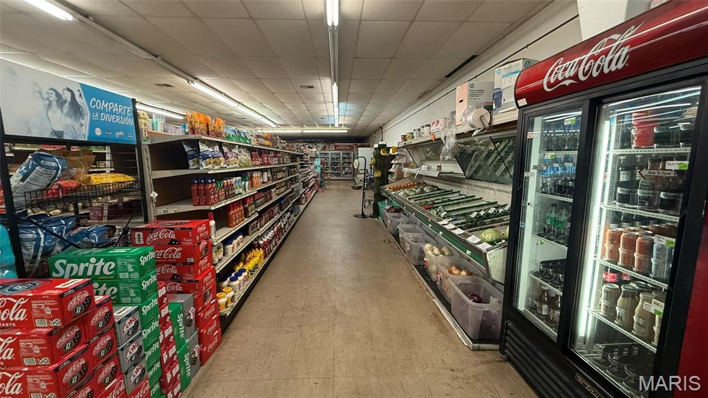 na - Commercial Sale